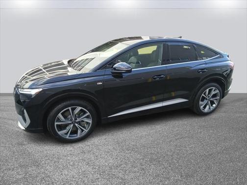 2025 Audi Q4 e-tron Sportback Premium 55 quattro
