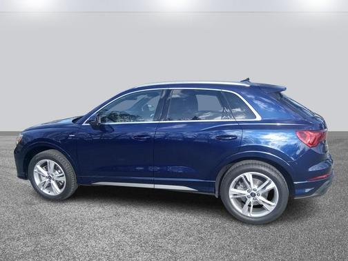 2024 Audi Q3 Premium 45 TFSI S line quattro Tiptronic