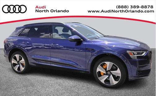 2022 Audi e-tron Premium Plus
