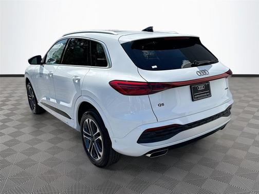 Arkona White 2026 Audi Q5 Premium TFSI quattro S tronic