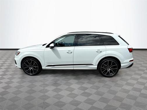 Glacier White Metallic 2023 Audi Q7 55 Prestige