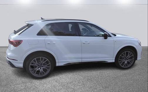 2025 Audi Q3 45 S line Premium Plus