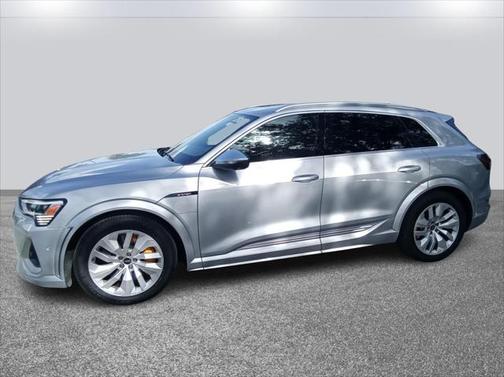 2022 Audi e-tron S Premium Plus