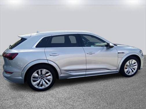 2022 Audi e-tron S Premium Plus