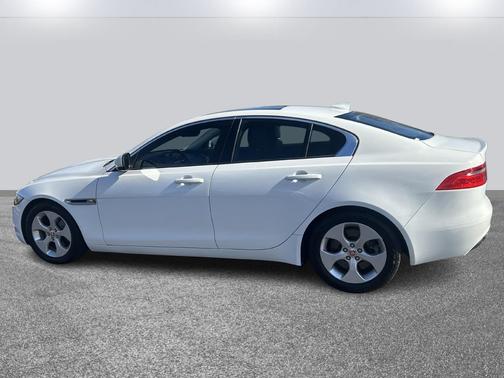 2018 Jaguar XE 25t