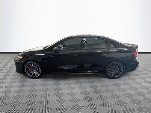 Mythos Black Metallic 2026 Audi RS 3 TFSI quattro S tronic