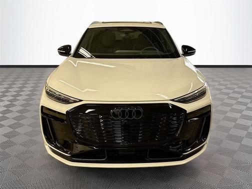 Glacier White Metallic 2027 Audi Q6 e-tron Premium Plus