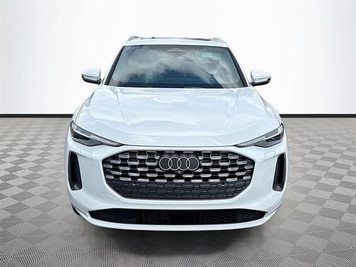 2025 Audi Q5 Premium Plus TFSI quattro S tronic