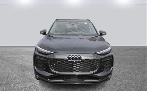 2025 Audi Q6 e-tron Premium Plus quattro
