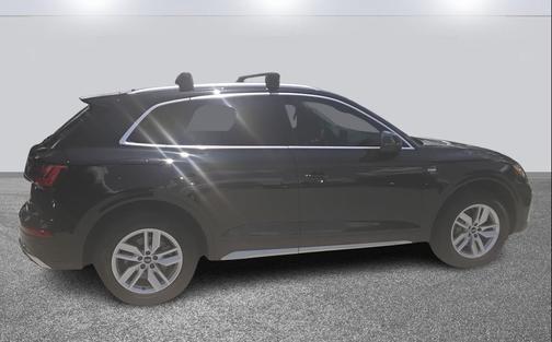 2022 Audi Q5 45 S line Premium