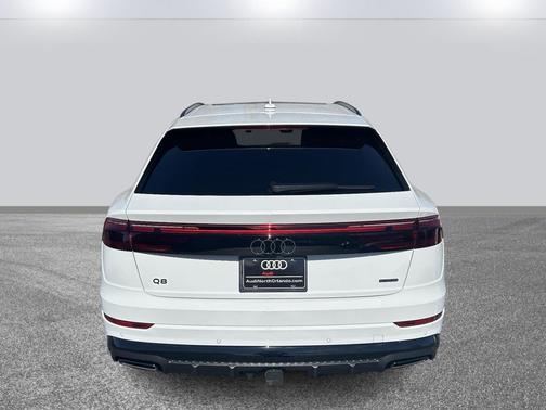 2026 Audi Q8 55 Premium Plus