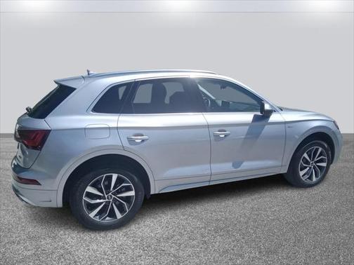 2024 Audi Q5 45 S line Premium Plus