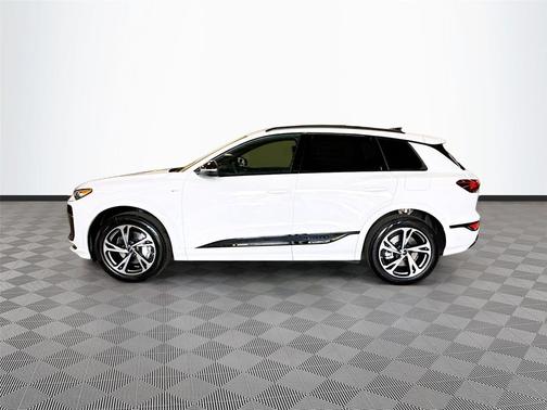 Glacier White Metallic 2027 Audi Q6 e-tron Premium Plus
