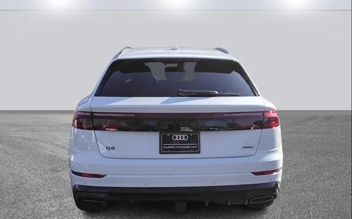 2026 Audi Q8 55 Premium Plus