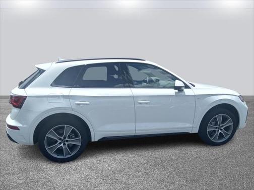 2025 Audi Q5 45 S line Premium