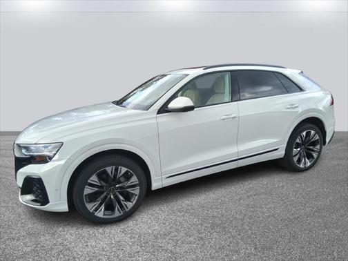 2025 Audi Q8 55 Premium Plus