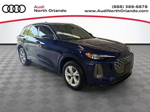 Navarra Blue Metallic 2025 Audi Q5 Premium TFSI quattro S tronic