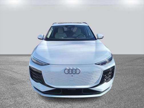 2025 Audi Q6 e-tron Premium Plus