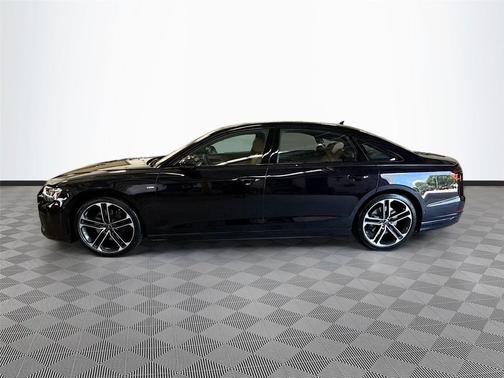 sebring black crystal effect 2026 Audi A8 55 TFSI quattro Tiptronic