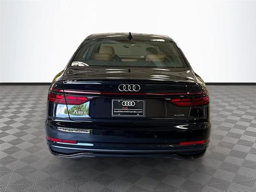 sebring black crystal effect 2026 Audi A8 55 TFSI quattro Tiptronic