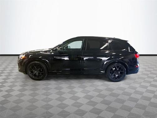 Mythos Black Metallic 2026 Audi SQ7 4.0T Premium Plus