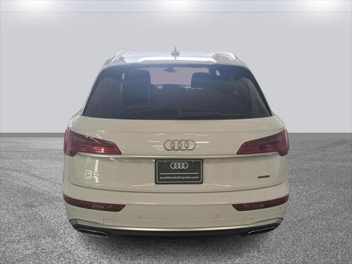 2024 Audi Q5 45 S line Premium