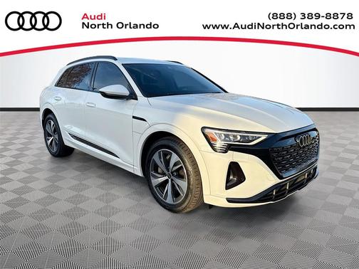 2024 Audi Q8 e-tron Premium