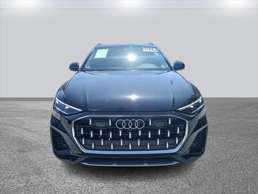 2024 Audi Q8 55 Premium Plus