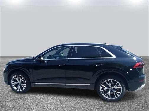 2024 Audi Q8 55 Premium Plus