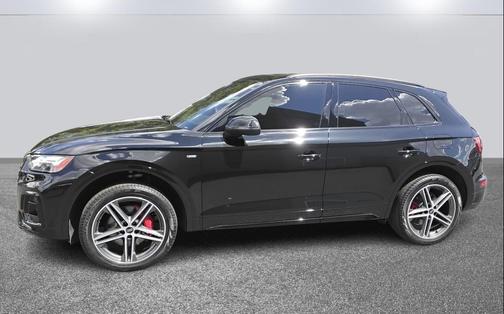 2024 Audi Q5 e 55 S line Premium Plus