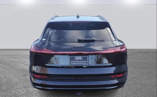 2023 Audi e-tron Premium Plus quattro