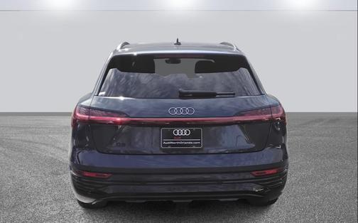 2024 Audi Q8 e-tron Prestige