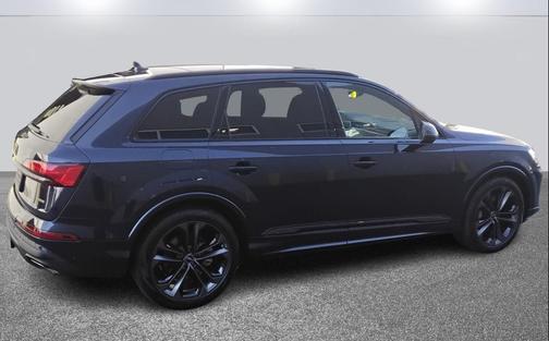 2026 Audi Q7 55 Premium Plus