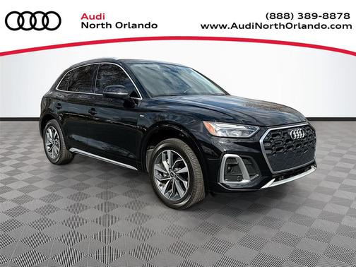 2022 Audi Q5 45 S line Premium Plus