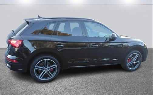 2025 Audi Q5 55 S line Premium Plus