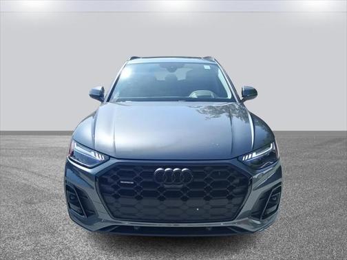 2023 Audi Q5 45 S line Prestige