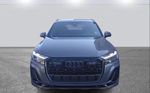 2026 Audi Q7 55 Premium Plus