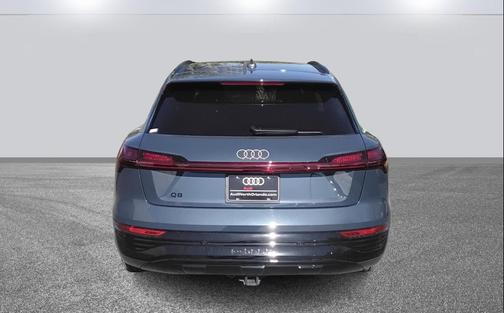 2024 Audi Q8 e-tron Premium Plus