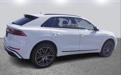 2023 Audi Q8 55 Prestige