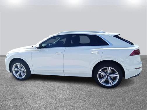 2023 Audi Q8 55 Premium Plus