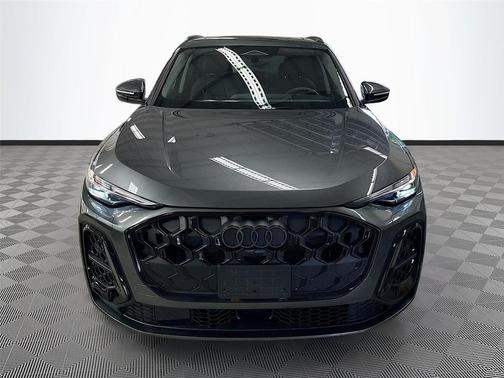 DAYTONA GRAY PEARL EFFECT 2026 Audi Q5 Premium Plus TFSI quattro S tronic
