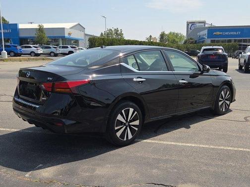 2021 Nissan Altima 2.5 SV