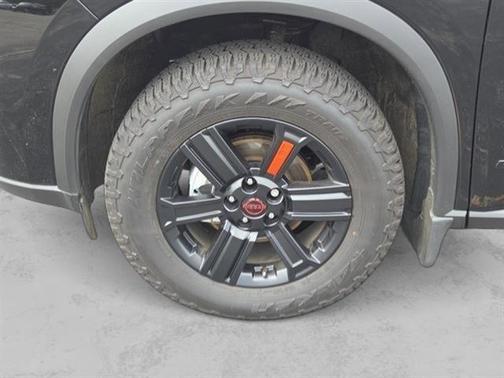 2025 Nissan Rogue Rock Creek