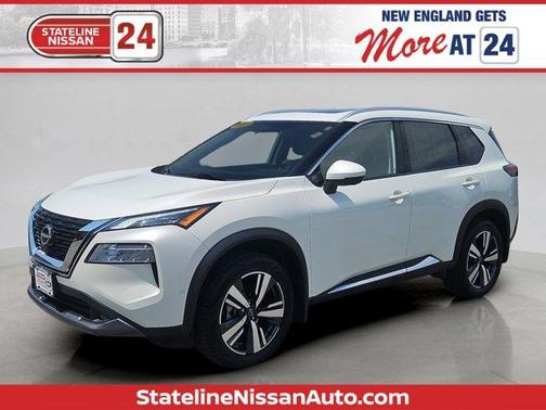 2022 Nissan Rogue SL