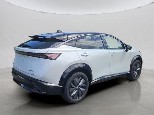 2025 Nissan ARIYA ENGAGE