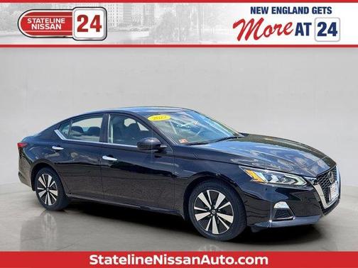 2022 Nissan Altima 2.5 SV