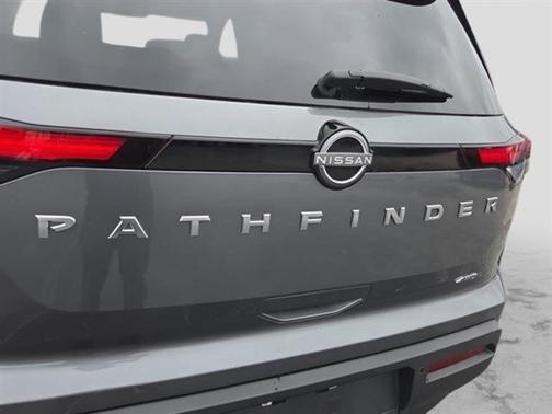 2024 Nissan Pathfinder S