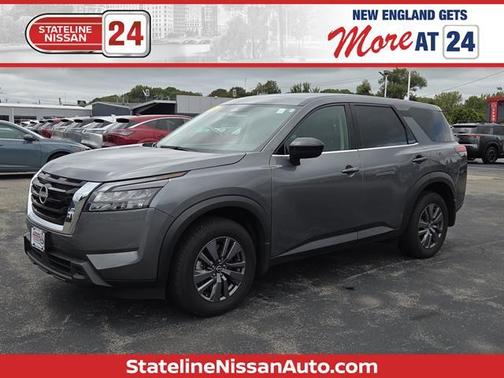 2024 Nissan Pathfinder S