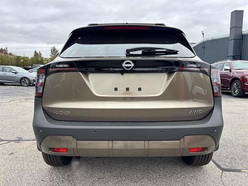 2026 Nissan Kicks SV