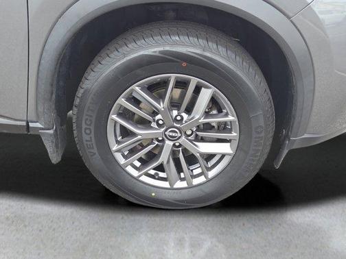 2022 Nissan Rogue S